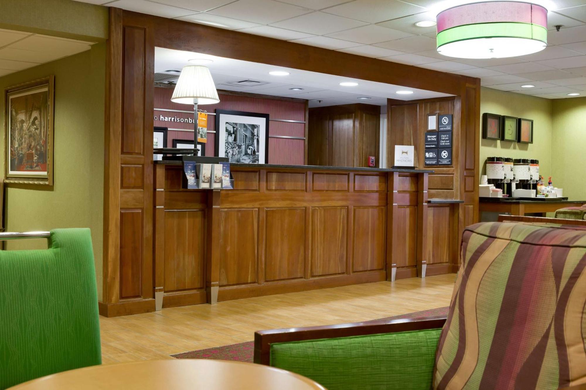 Hampton Inn Harrisonburg - University Экстерьер фото