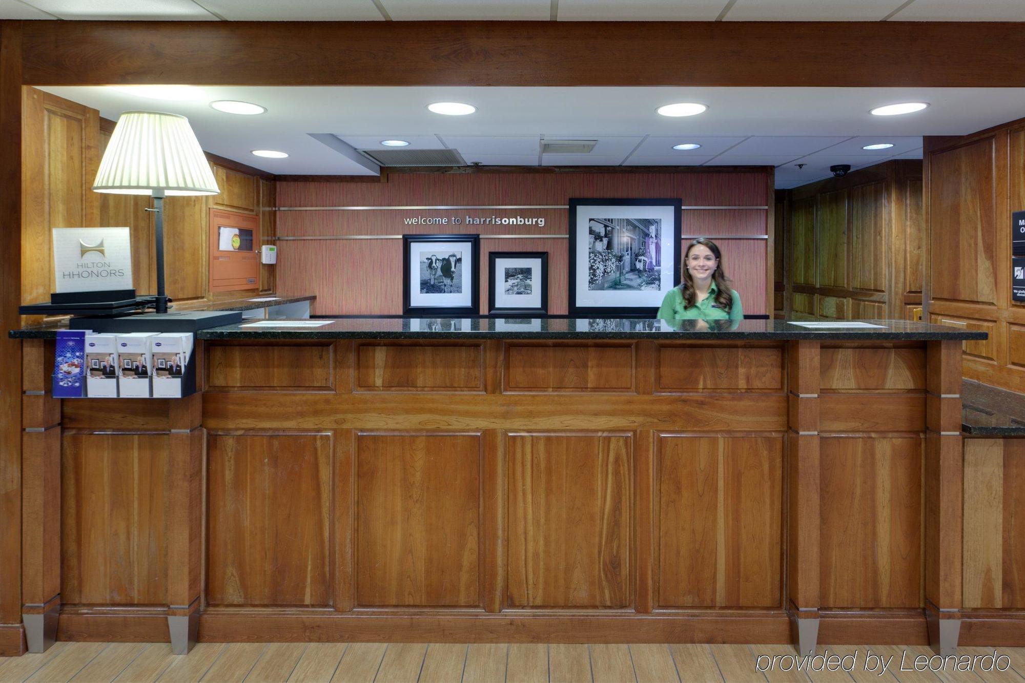 Hampton Inn Harrisonburg - University Интерьер фото